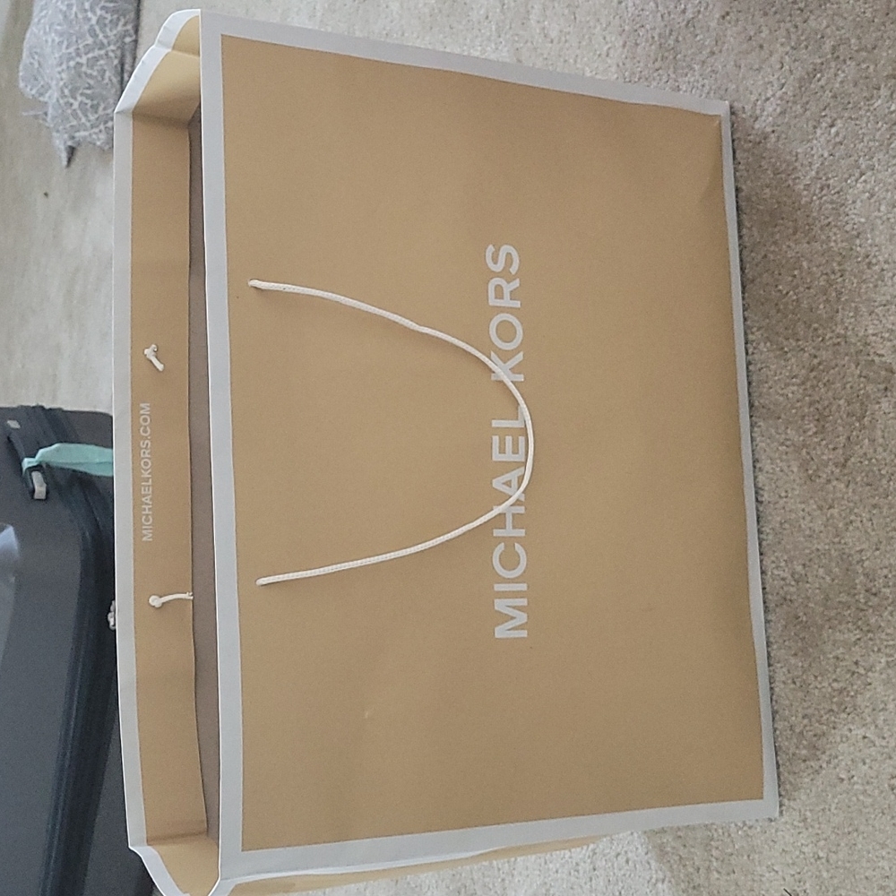 Michael Kors shopping bag